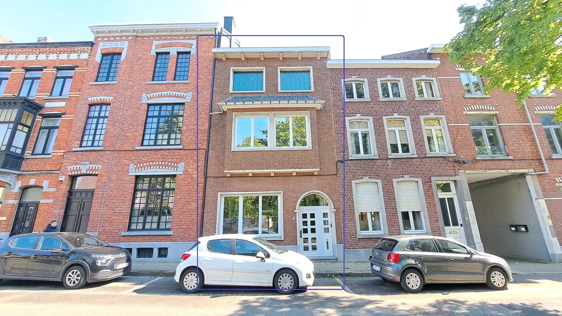 Hoofdfoto van de publicatie: Burgerwoning met 3 slaapkamers en tuin