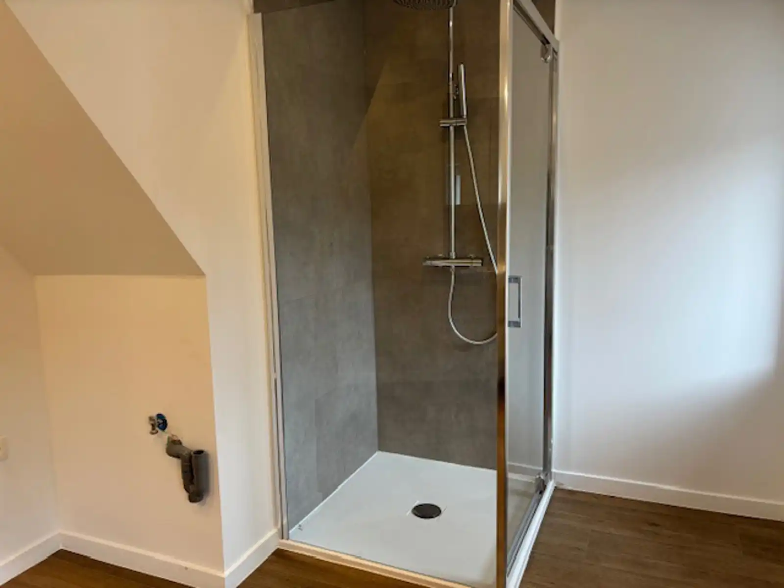 Volledig gerenoveerde woning 3 slpks te Landen (Walshoutem) foto 21