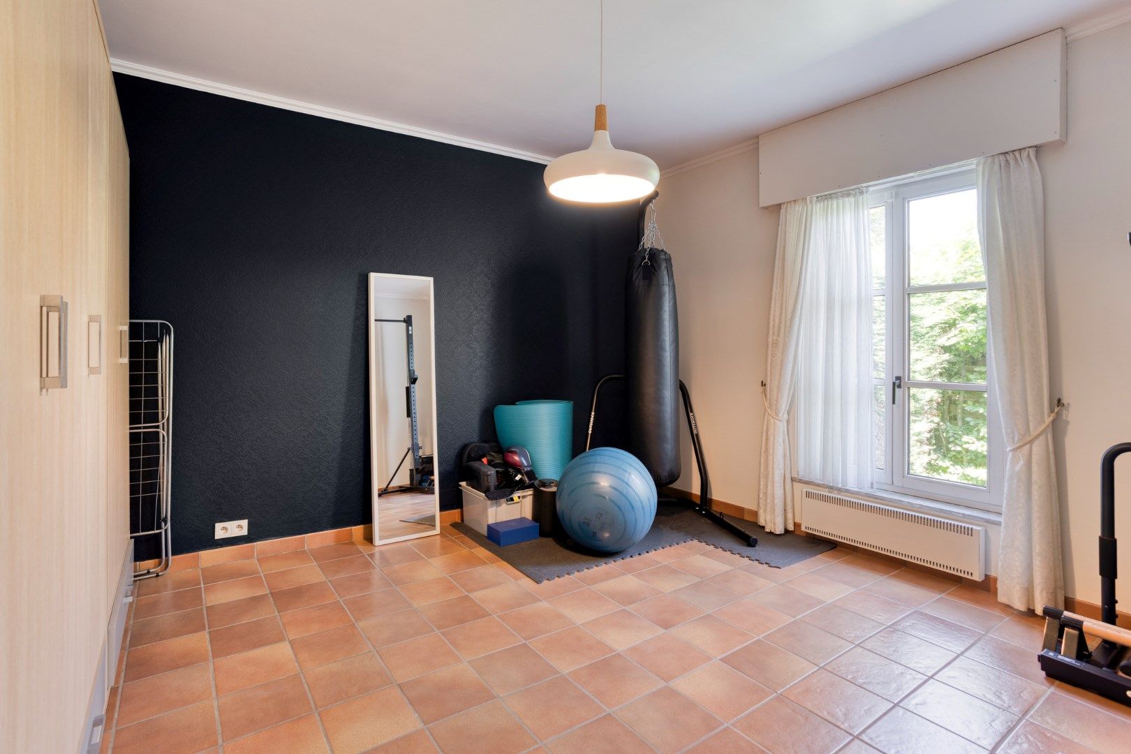 Ruime gezinswoning met 5 slpks op een zonnig perceel van 980 m² !  foto 16