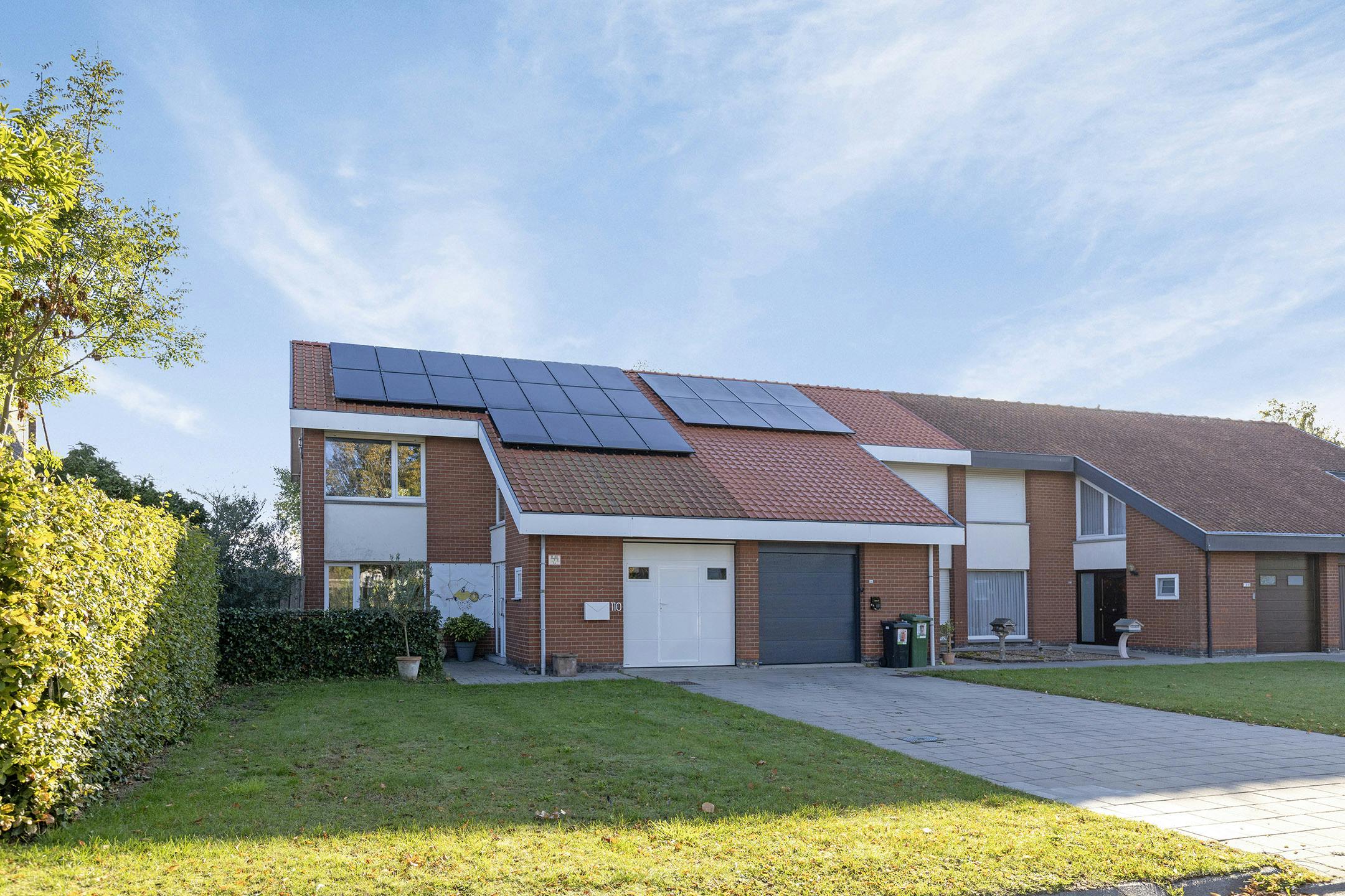 Instapklaar huis met 4 slaapkamer te koop in Diksmuide foto 2