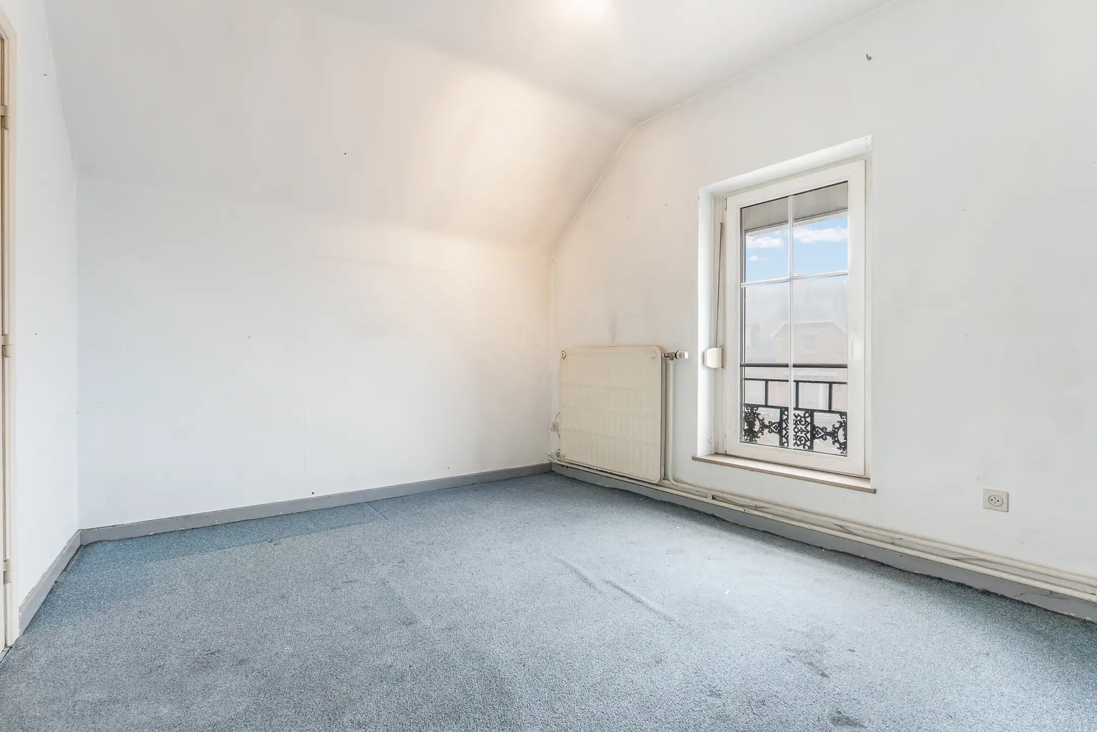 Te renoveren woning op 4a58ca te Zichen foto 12