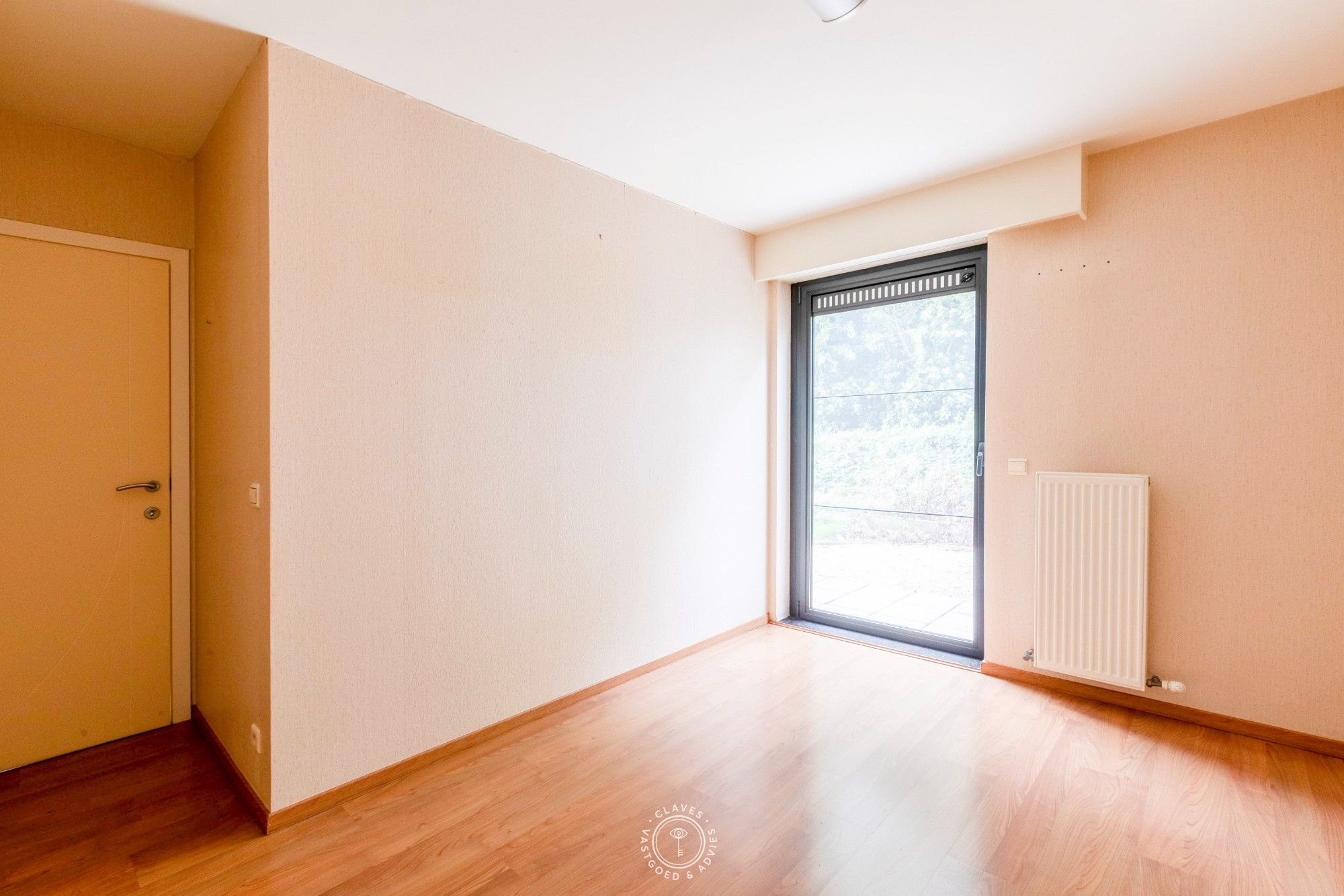 Ruim gelijkvloers appartement met drie slaapkamers foto 16