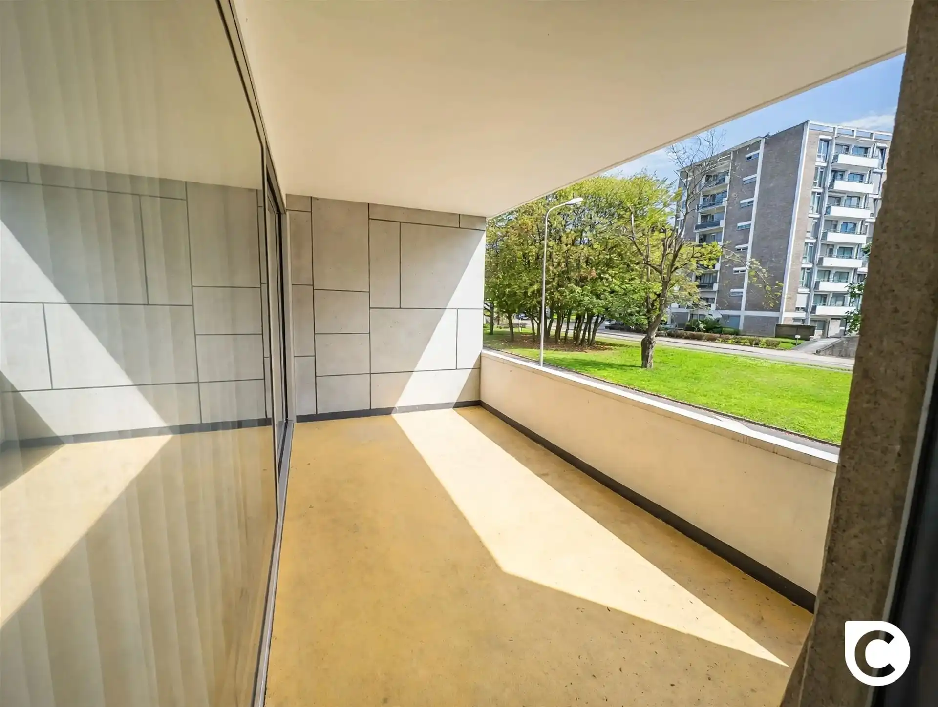 Gerenoveerd 2slpk- Appartement met kelder foto 6