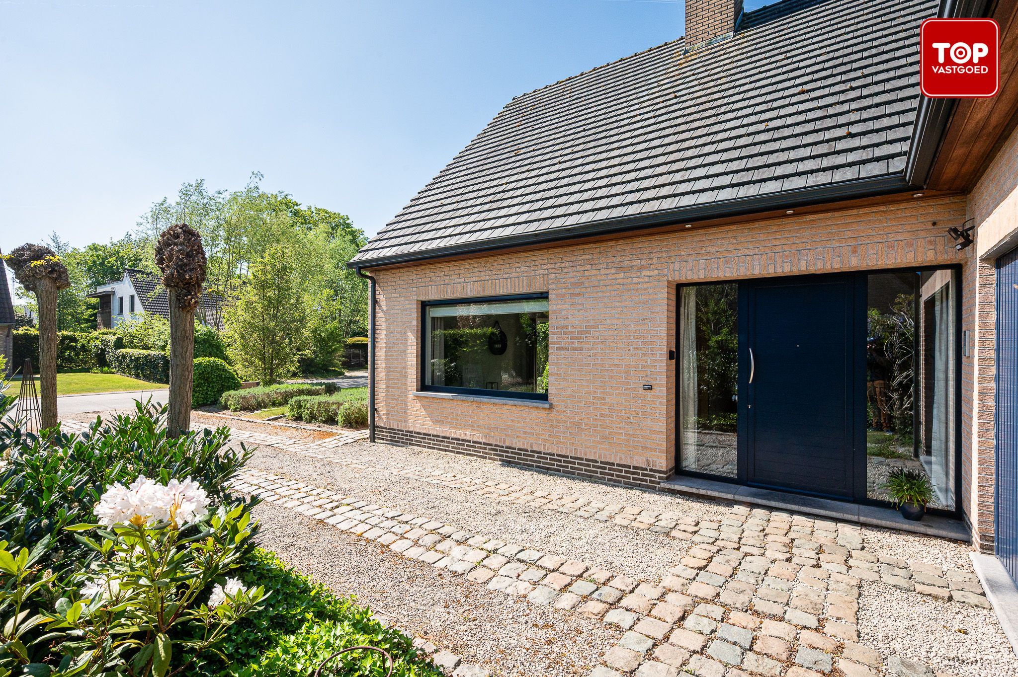 Villa met 6 slaapkamers en prachtige tuin foto 3