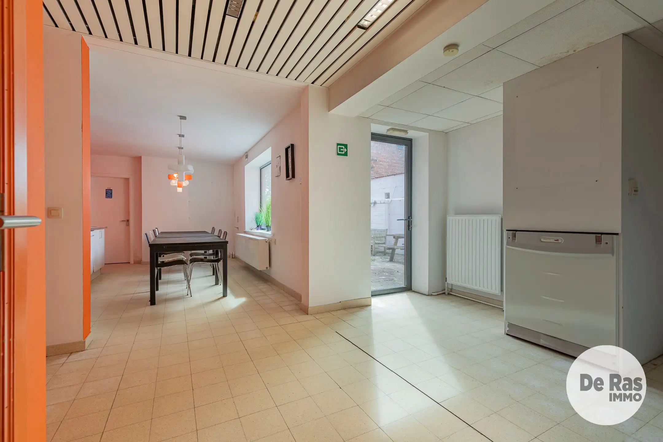 MOORSEL– Multifunctioneel handelspand van +/- 300 m² en tuin foto 8