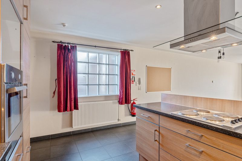 Ruim appartement in het centrum van Kortenaken foto 7