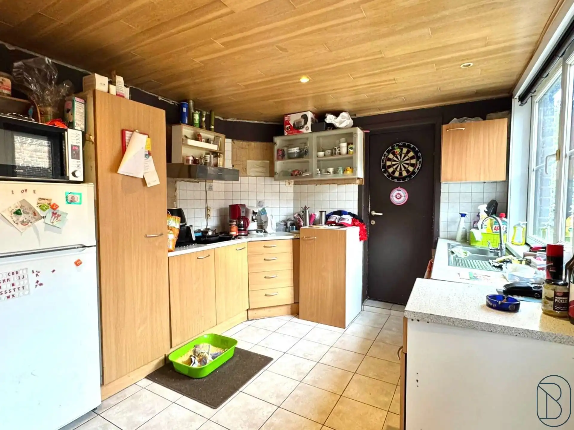 Te renoveren ruime woning met 3 SLK en TUIN foto 9