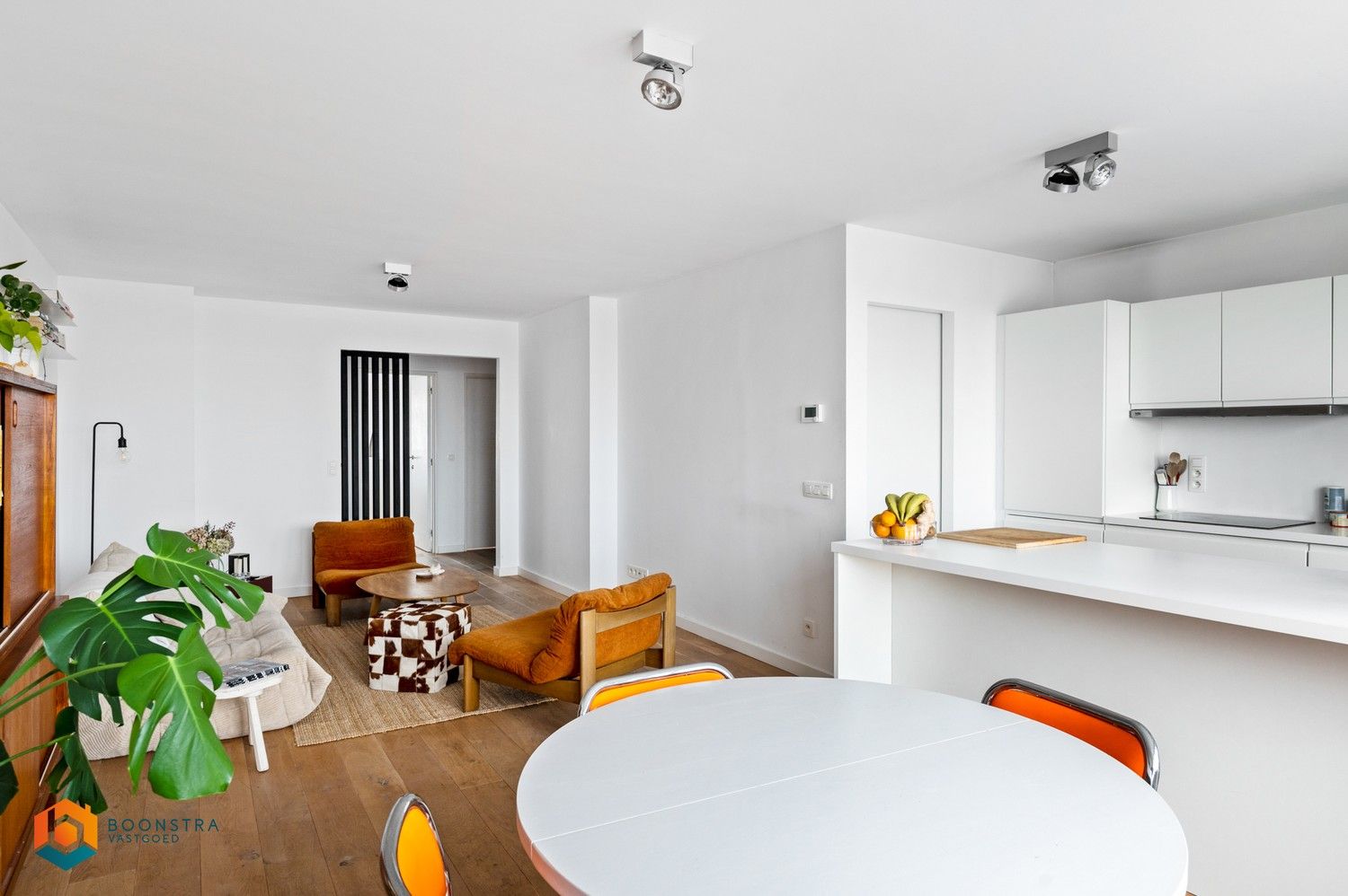 Gerenoveerd 2 slpkr appartement met uniek zicht op Mechelen foto {{pictureIndex}}