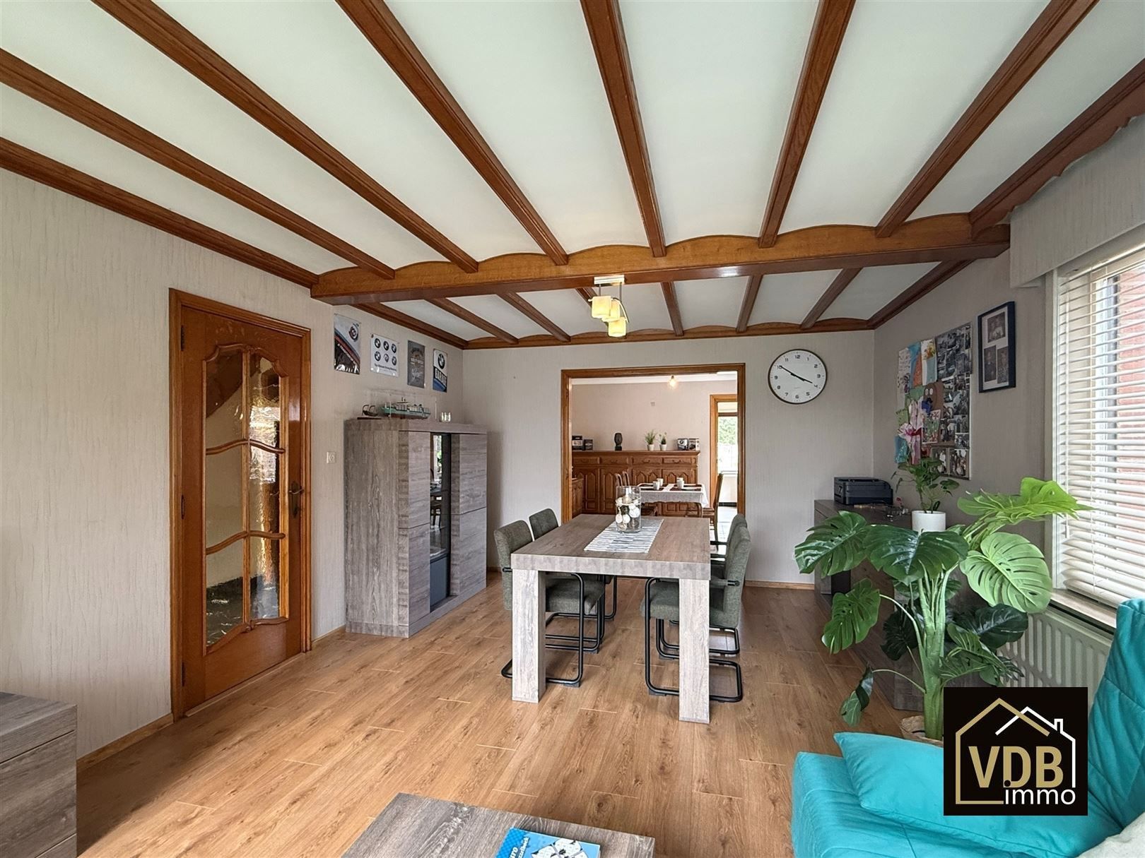  WONING MET 3 SLAAPKAMERS EN MEERDERE GARAGES foto 14
