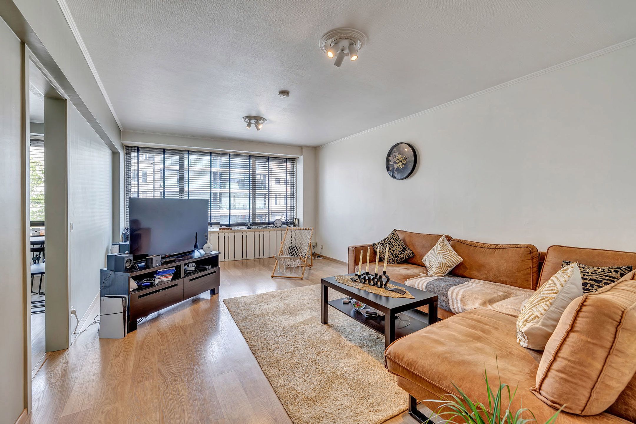 Gerenoveerd appartement in het hart van Deinze foto 3