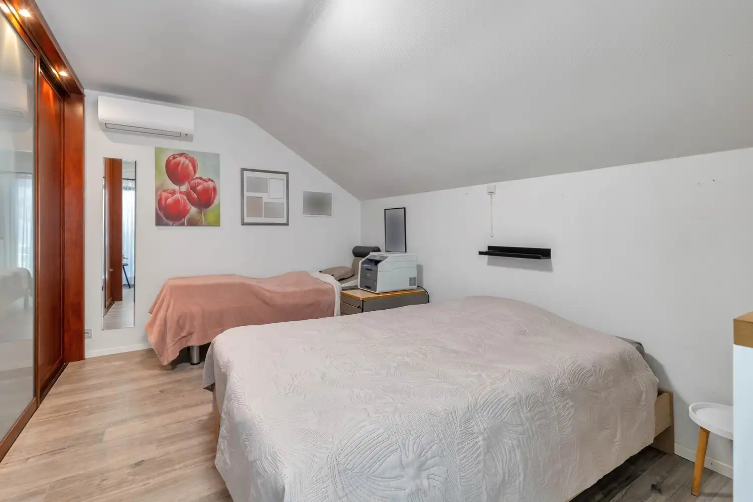 Uitzonderlijke, instapklare woning in Gellik waar stijlvol gelijkvloers wonen en hedendaags comfort samenkomen tot een uniek geheel! foto 16