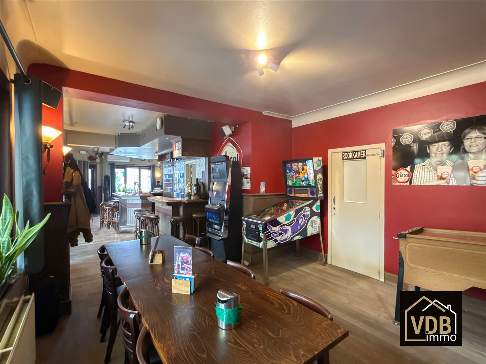 HANDELSHUIS MET WOONST foto 19