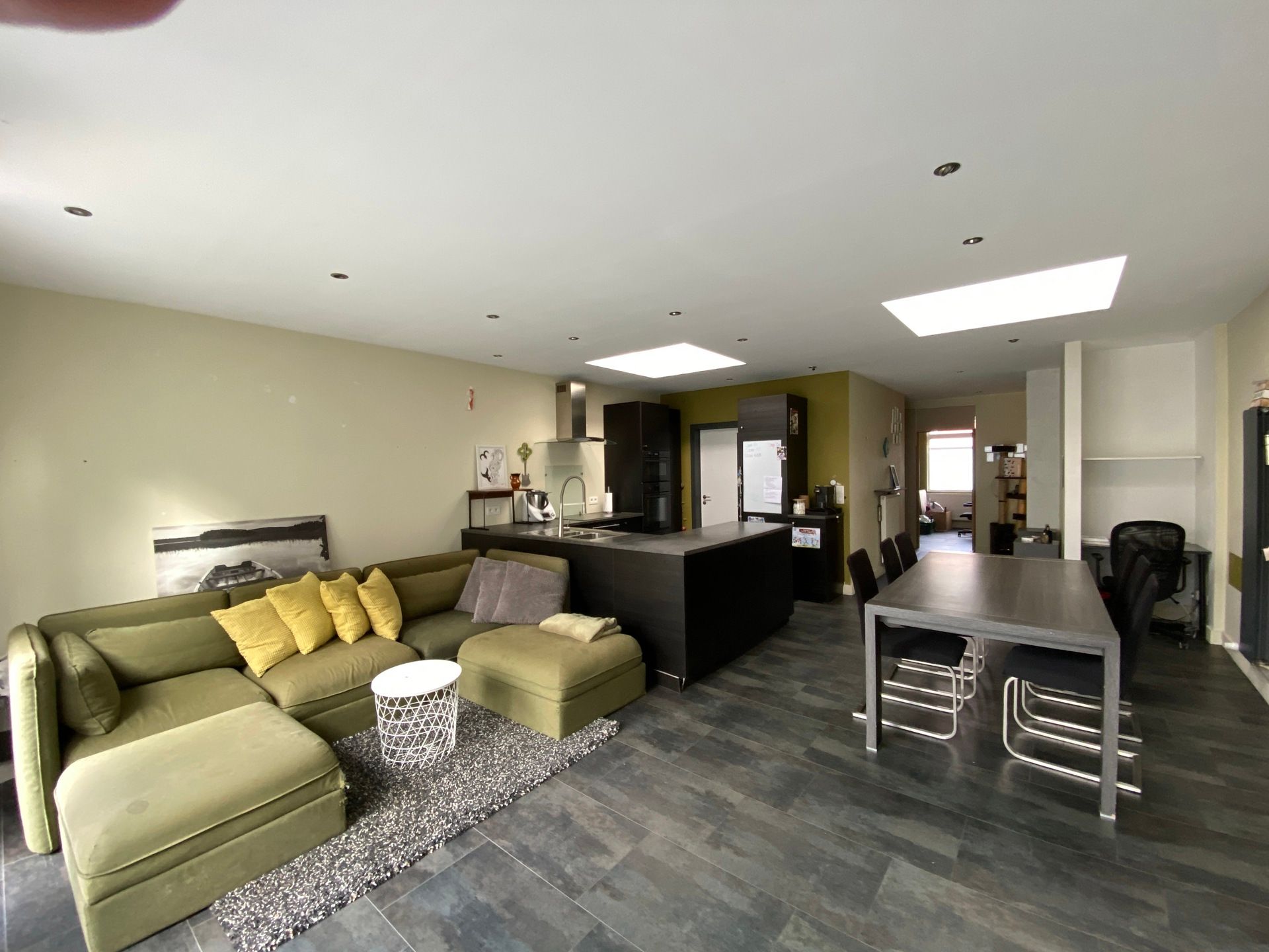 Deels te renoveren ruime HOB, 4 slaapkamers en bureel  foto 6