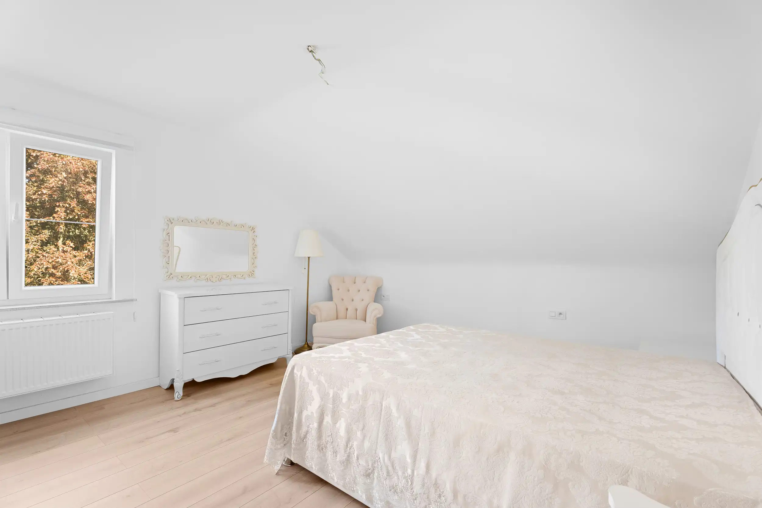 Villa in Leerne: 5 slaapkamers, 2 badkamers en pure klasse foto 12