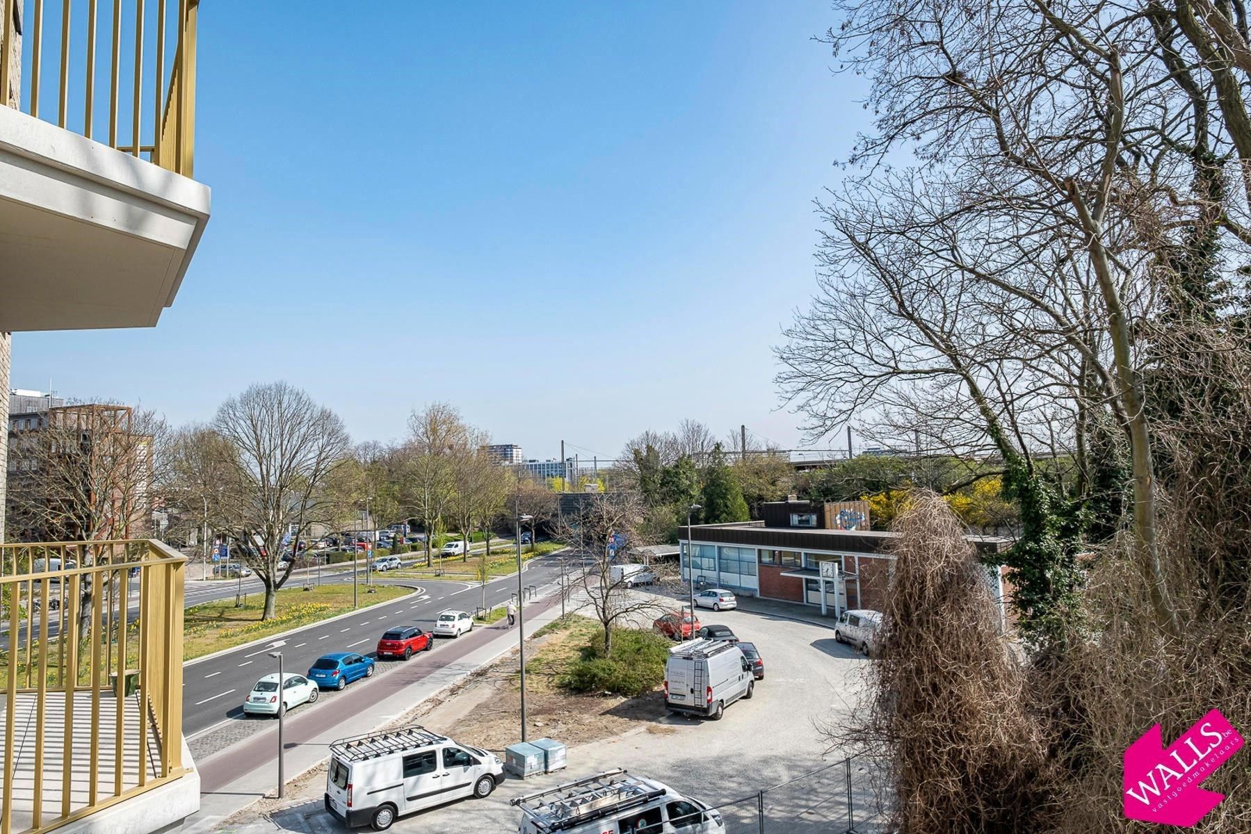 Nieuwbouw flat op Zurenborg foto 4