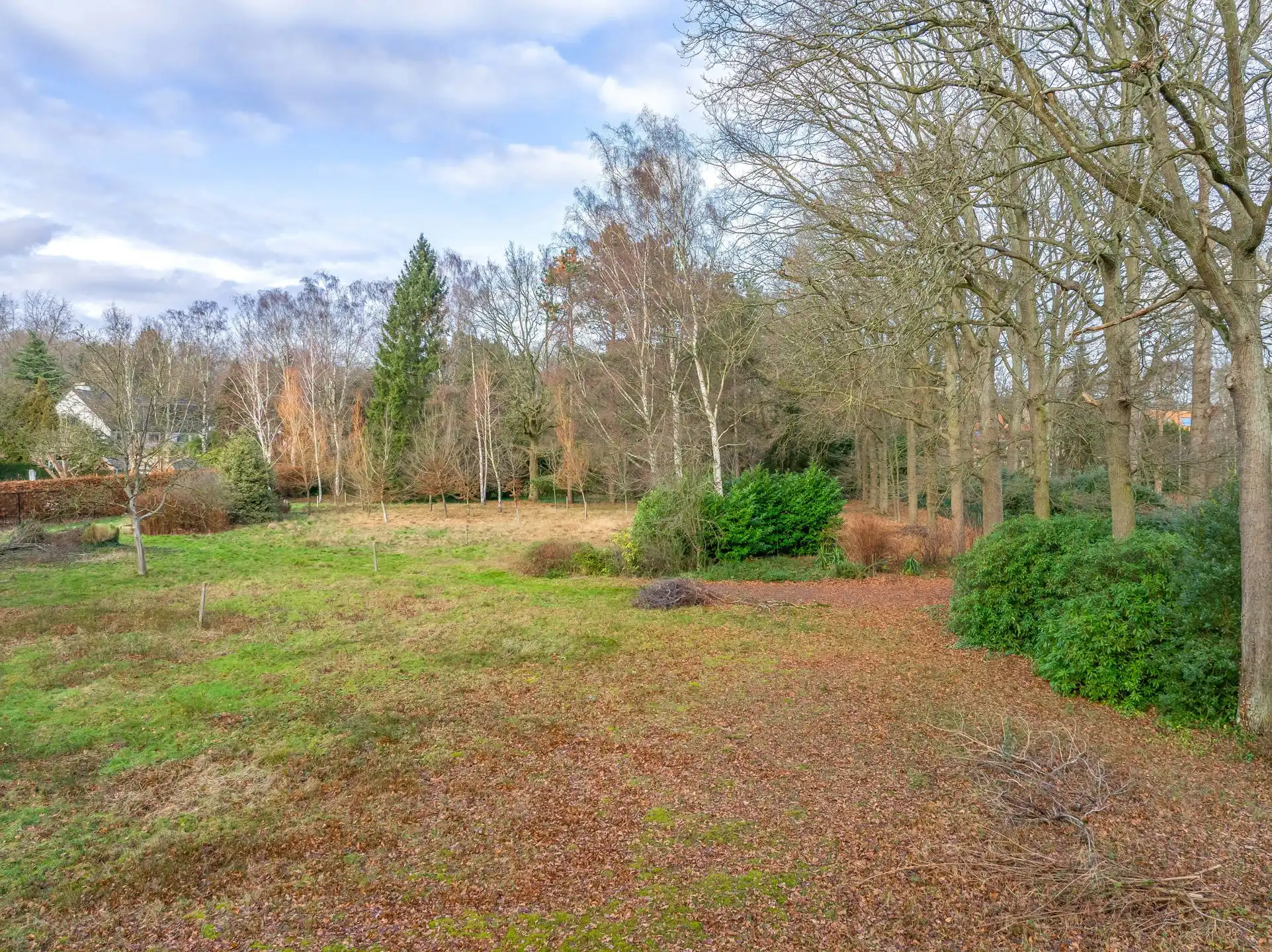 Centraal gelegen villagrond van 3.010 m2  foto 11