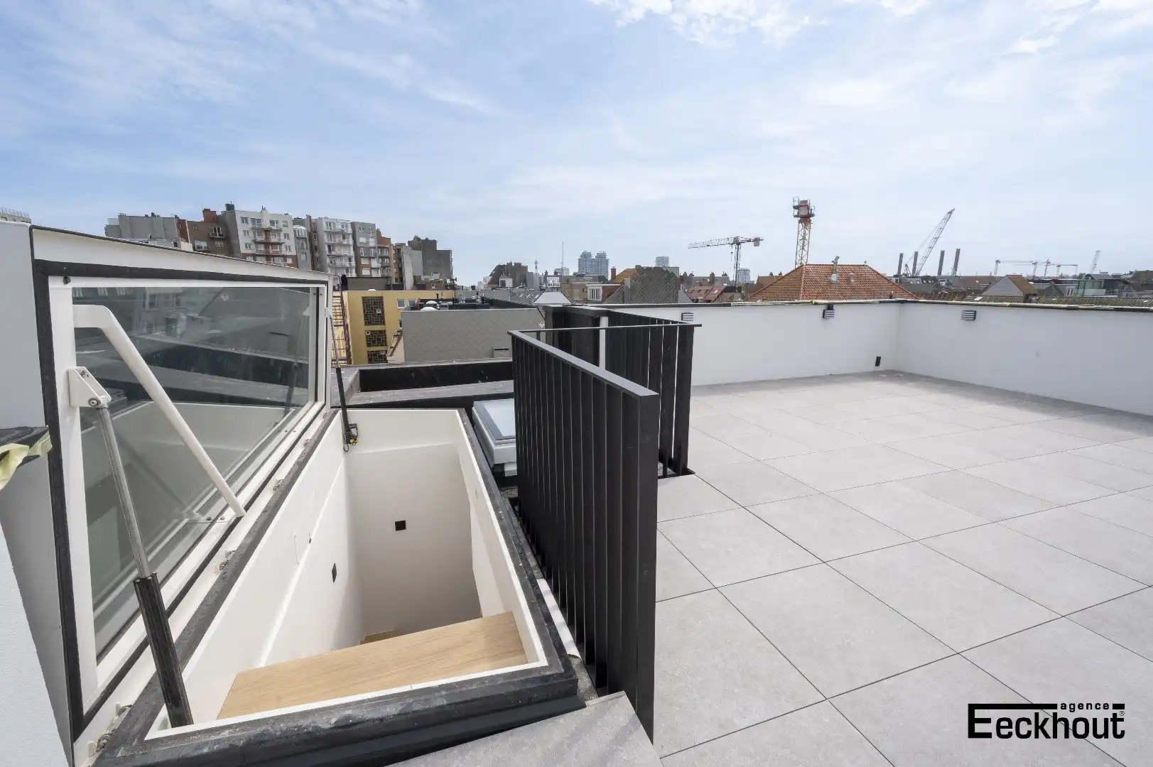 Luxe-appartement met veel lichtinval in het centrum van Oostende foto 4