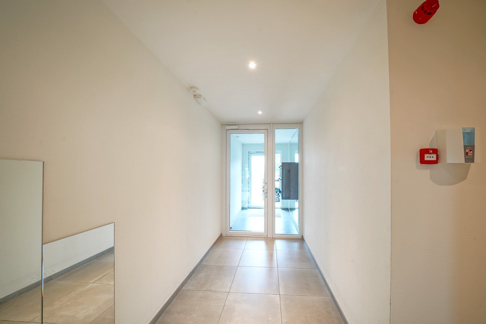 Recent gelijkvloers 2-slaapkamer appartement vlakbij de Spuikom te Bredene foto 20