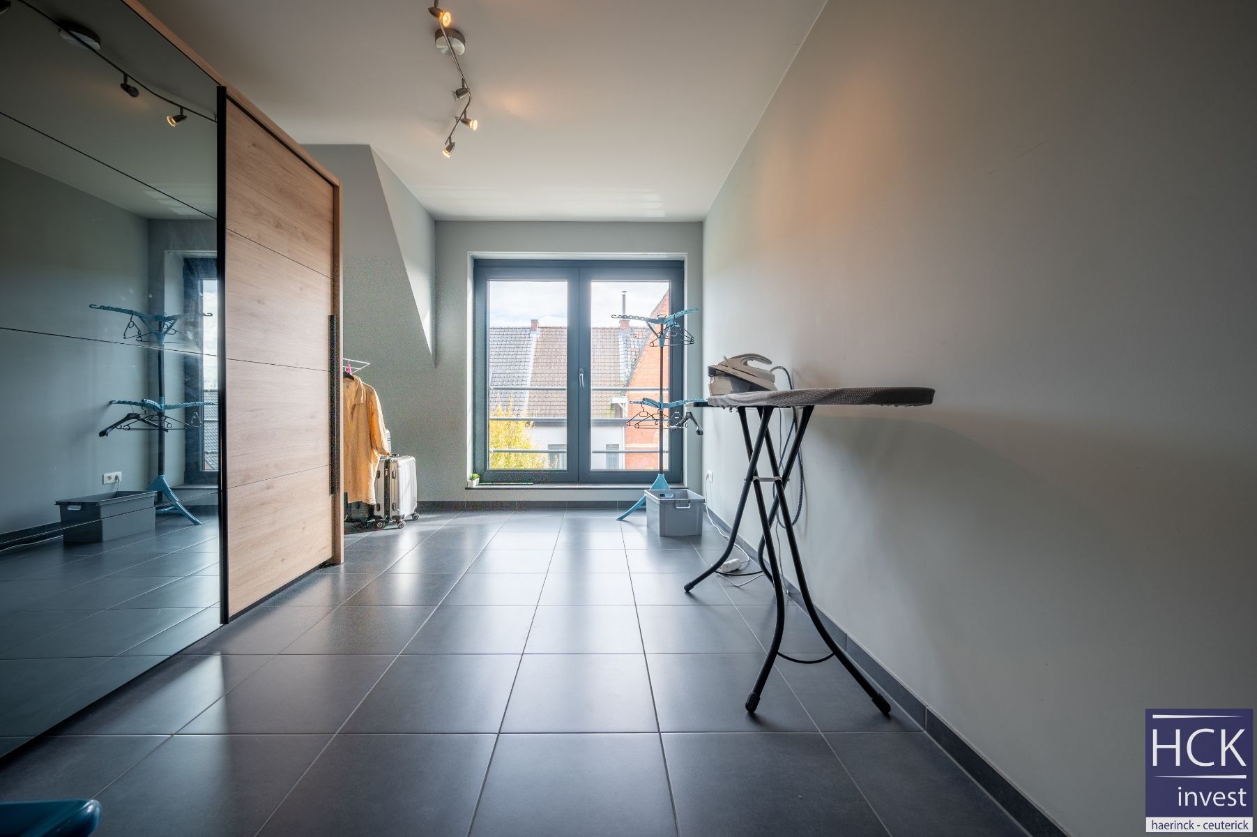 OUDENAARDE - Uitzonderlijk RUIM duplex-app. met 3 SLP. en TERRAS! foto 12
