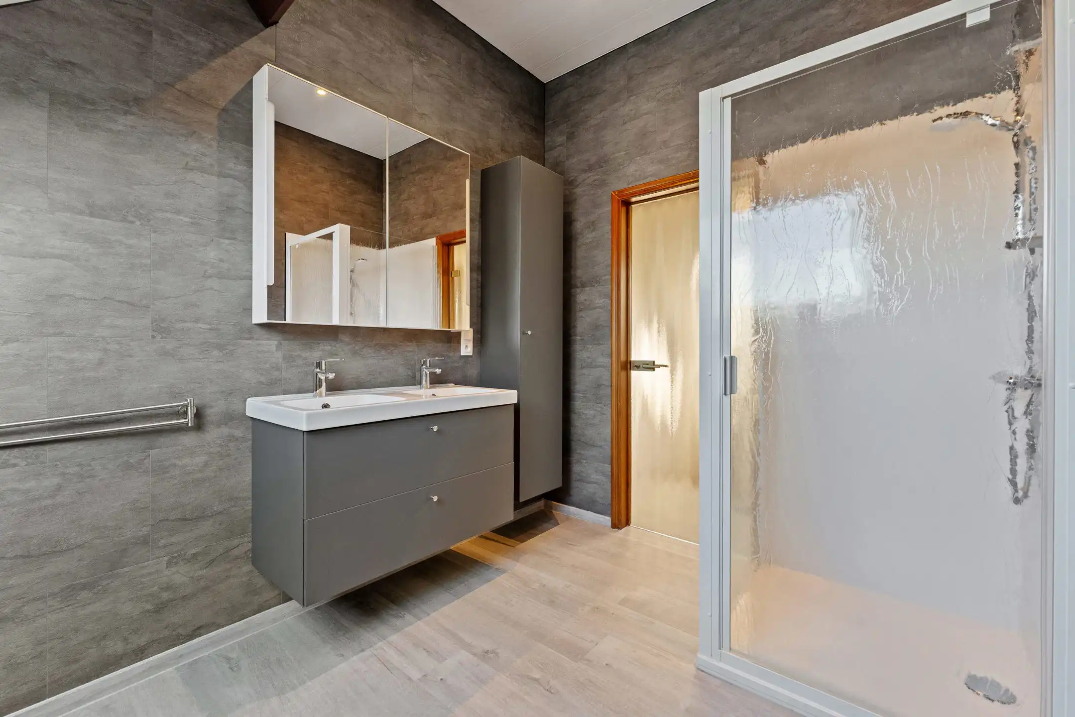 Duplex appartement met garagebox te Valmeer foto 12