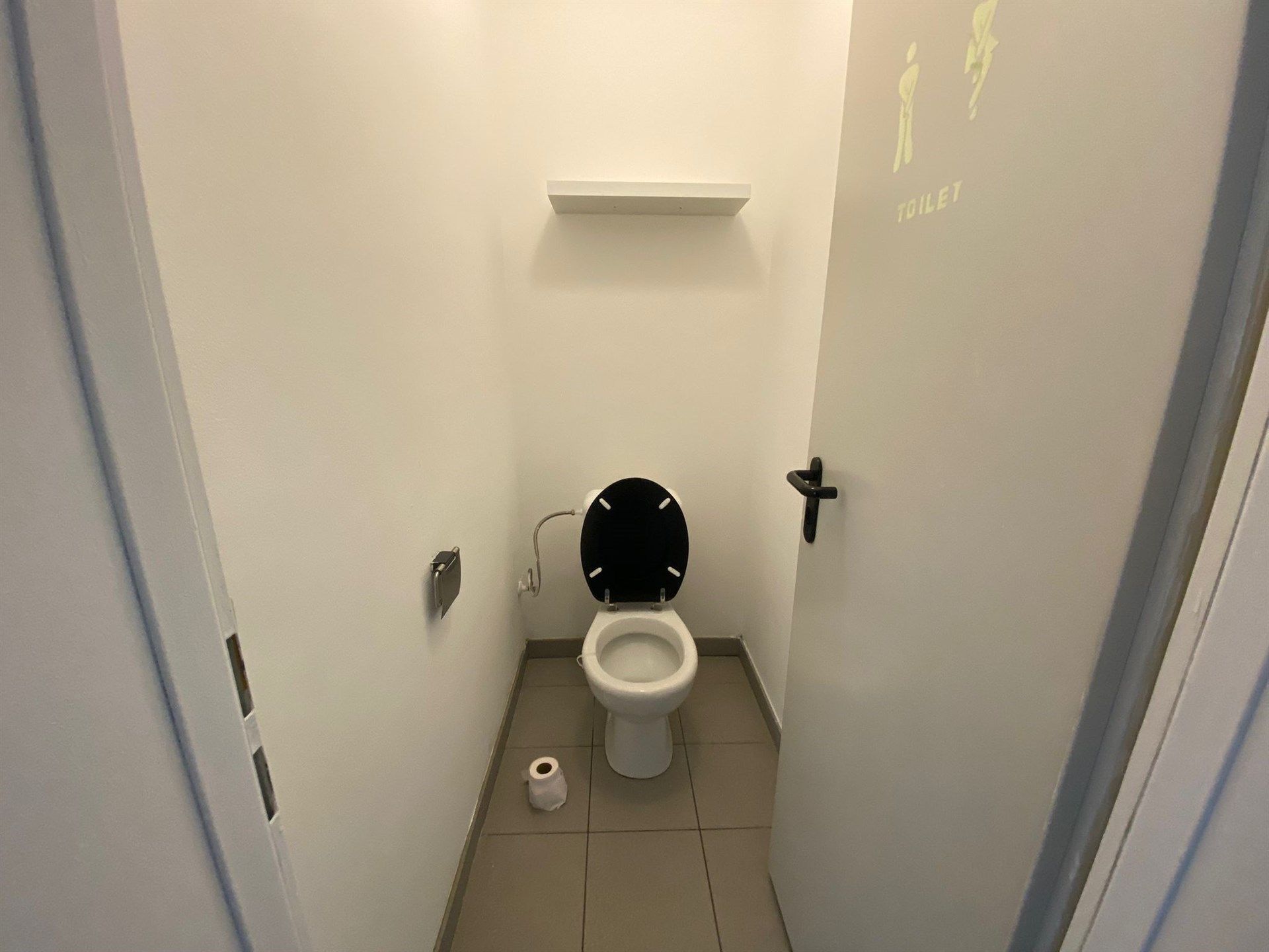 Appartement met twee slaapkamers en staanplaats nabij het centrum van Aalst foto 9