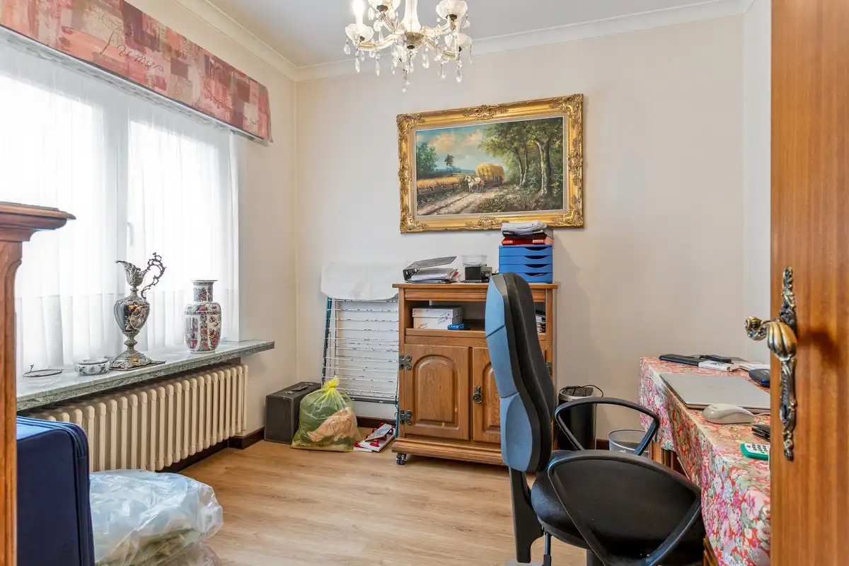 Zeer goed onderhouden halfopen bebouwing met 3 slaapkamers en garage! foto 9