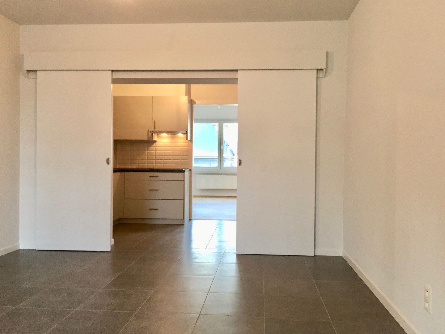 Ruim appartement met 1 slk foto 9