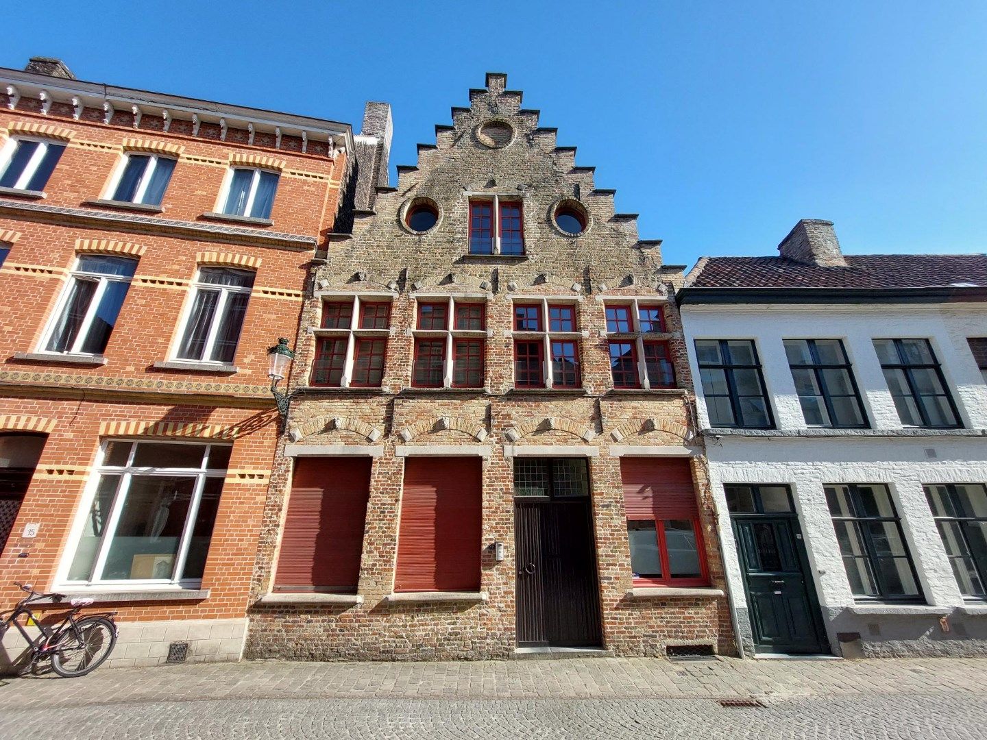 ()=>{if(producerUpdateValueVersion(node),producerAccessed(node),node.value===ERRORED)throw node.error;return node.value} Korte Vulderstraat 17 - - 8000 Brugge