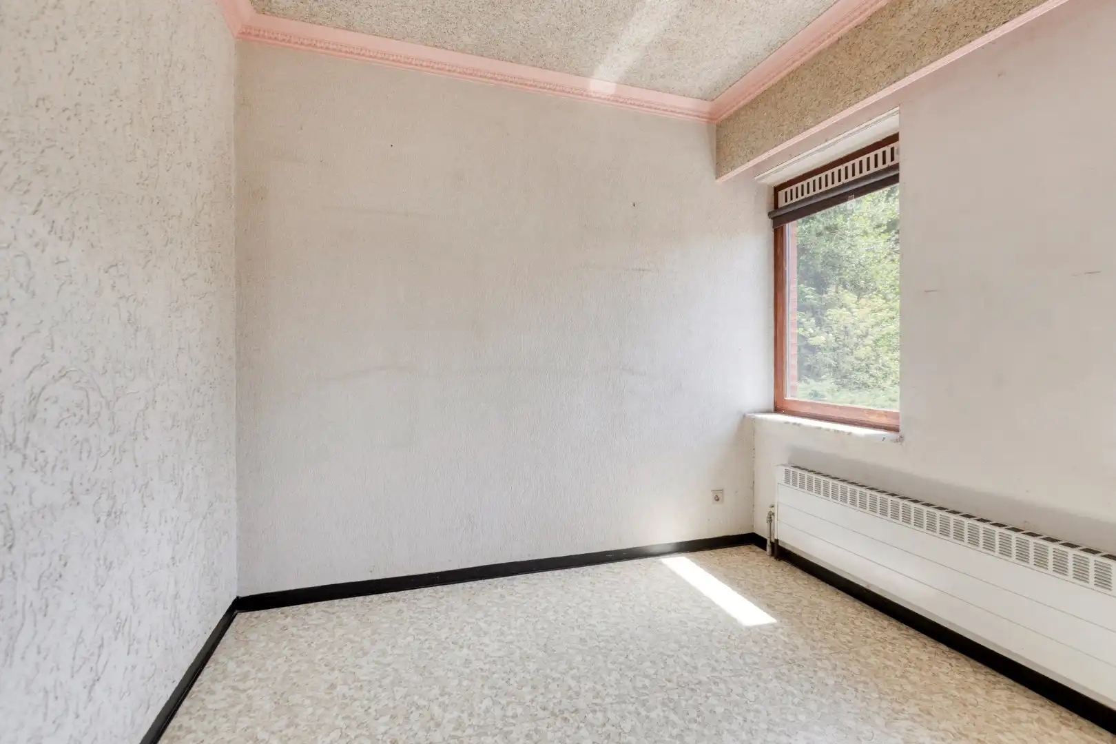 Te renoveren woning met 4 slpks, rustig gelegen in Hulsen op 3.675 m² !  foto 20