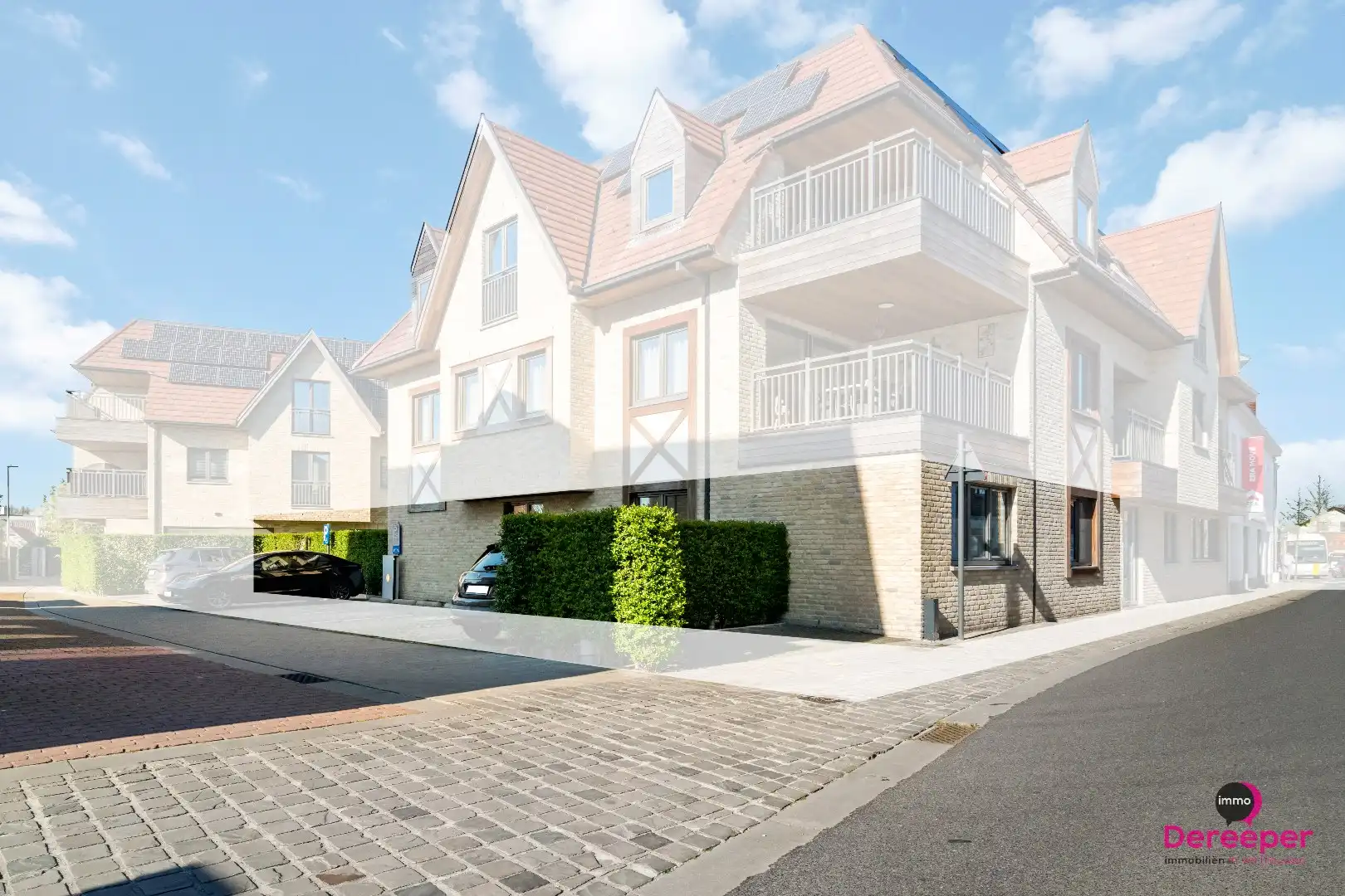 Prachtig instapklaar energiezuinig gelijkvloers appartement (2023) met tuin en 3 slaapkamers foto {{pictureIndex}}