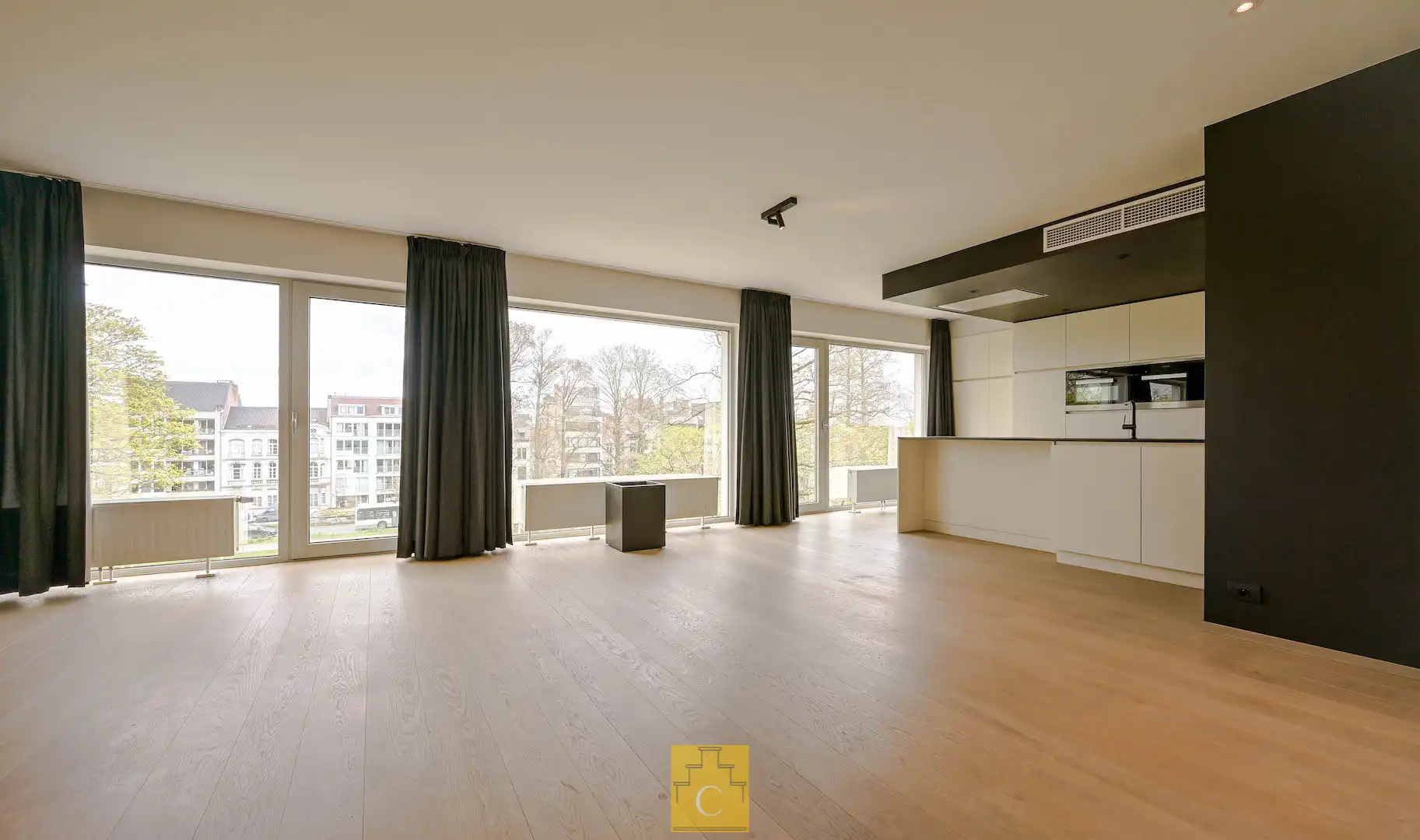 knappe penthouse met zicht op 't Stil Ende en het Graaf Visartpark foto 10