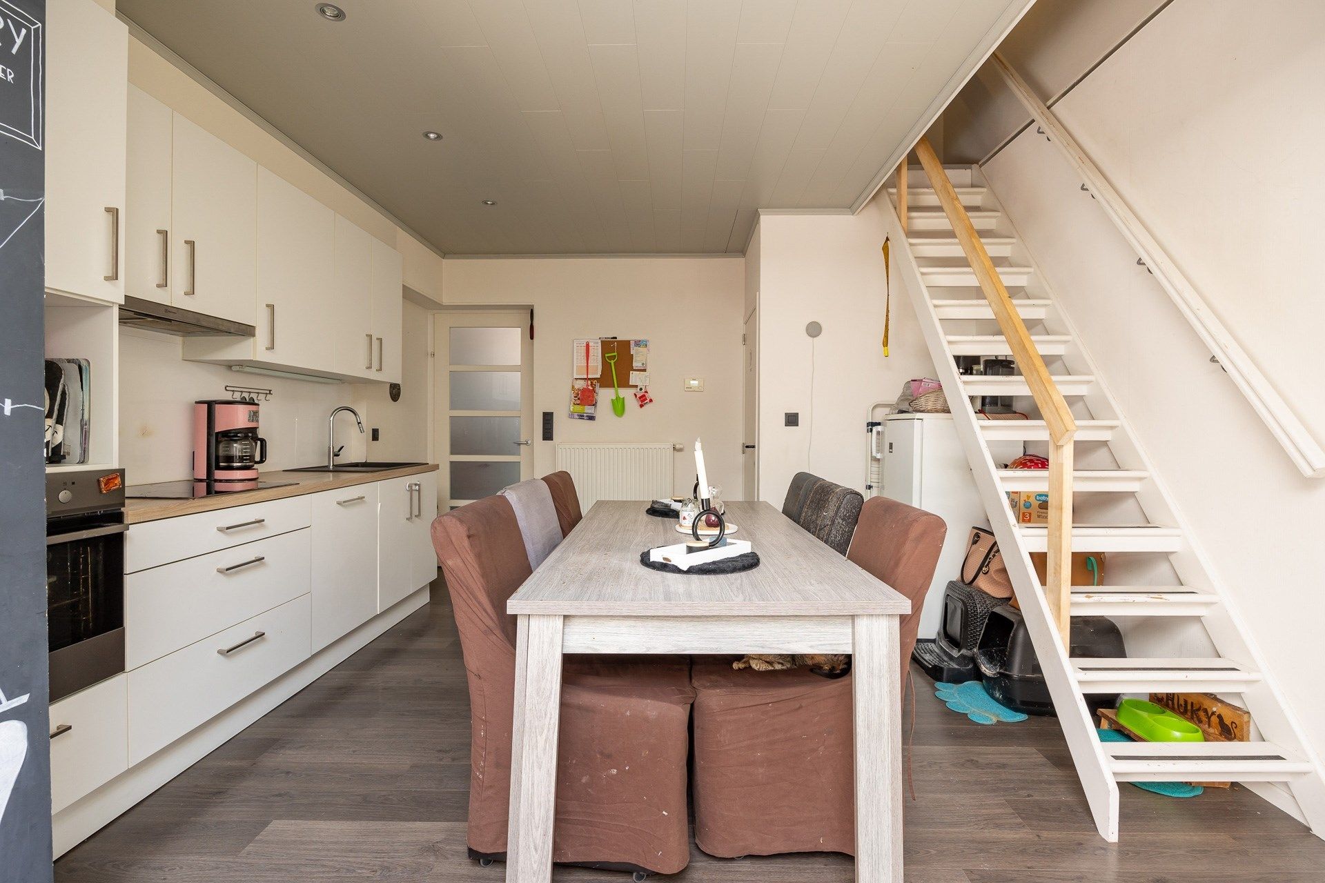 Uitstekend gelegen starterswoning met 2 slaapkamers foto 4