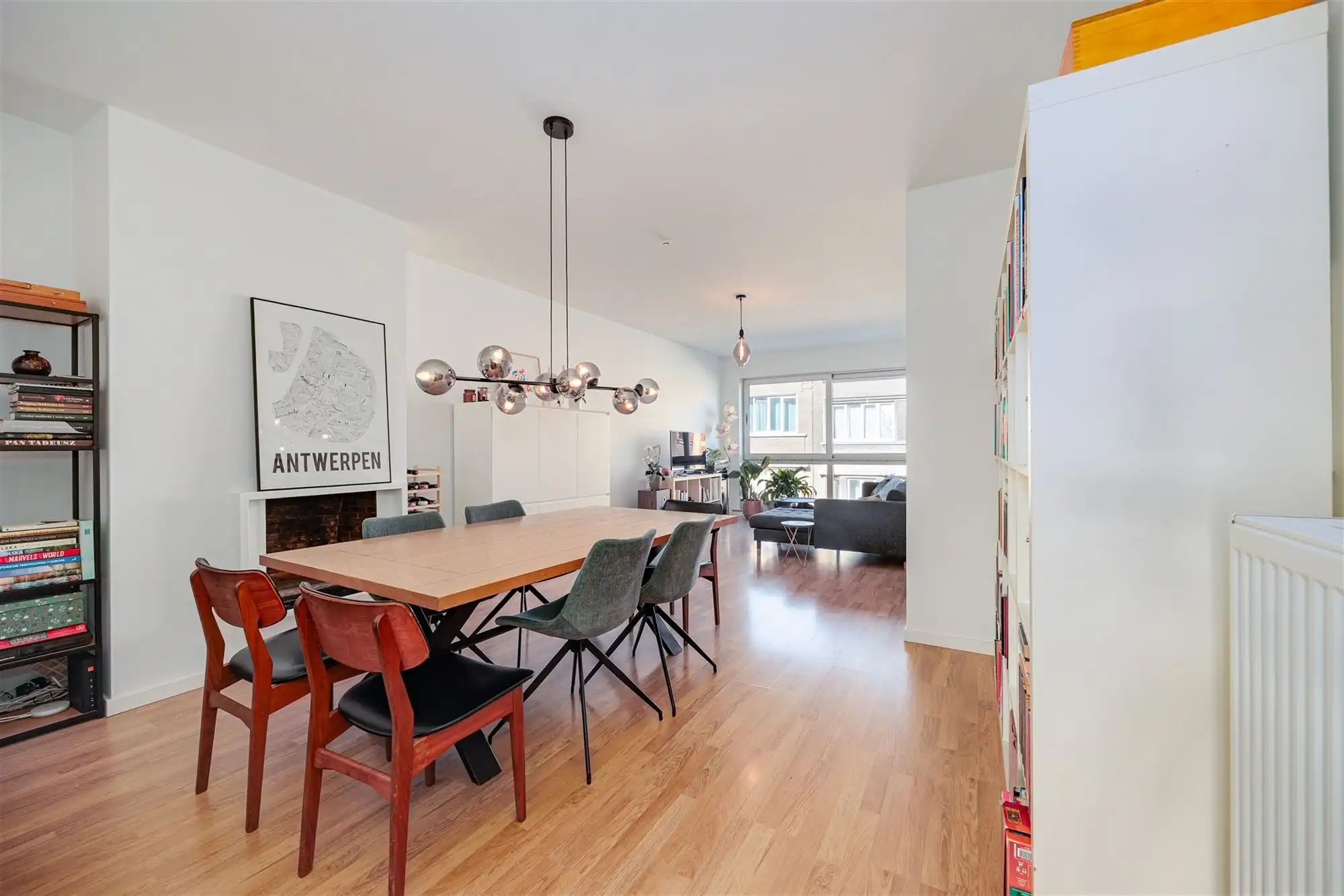 Instapklaar appartement met zuidgericht terras foto {{pictureIndex}}