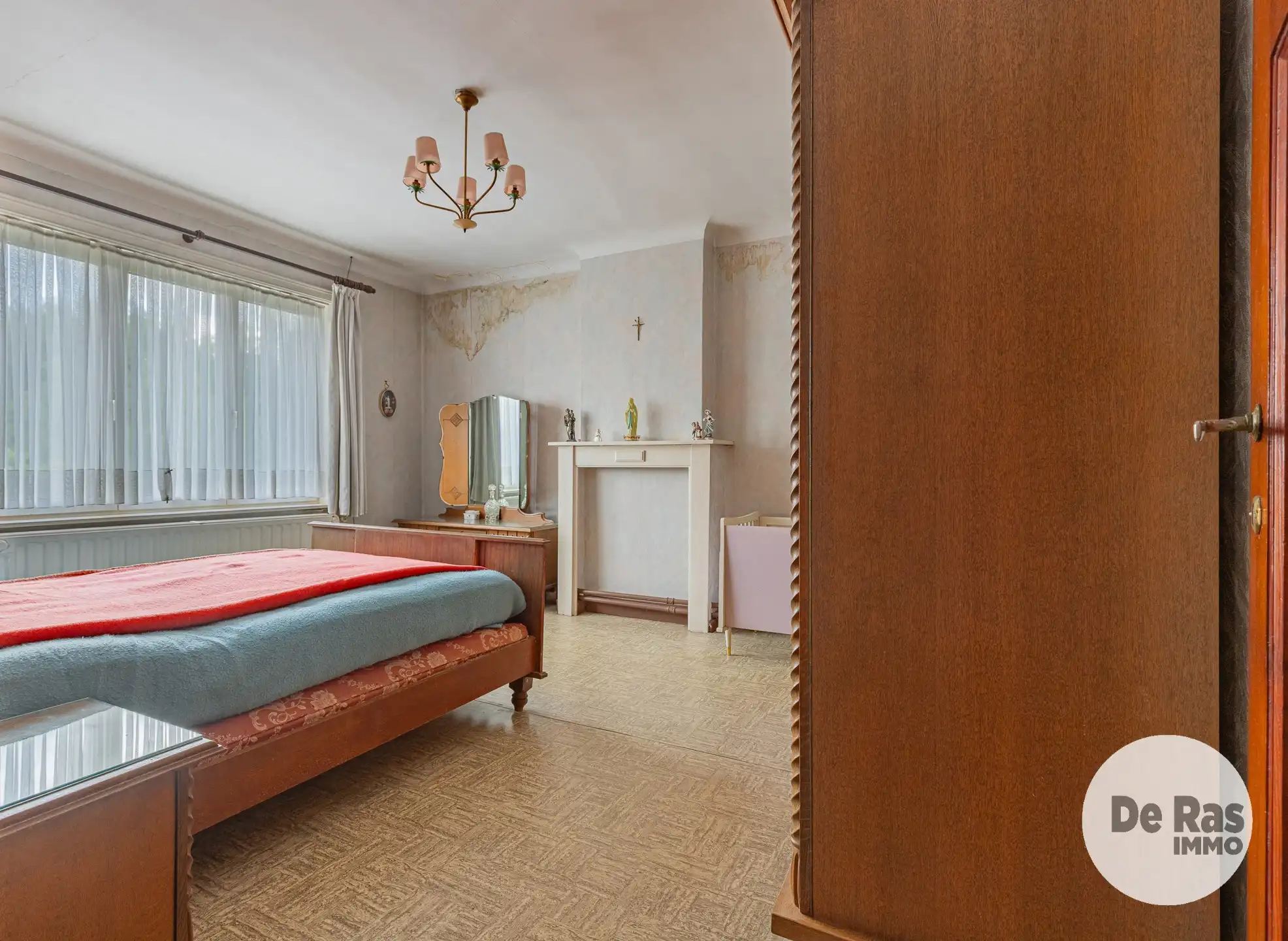 BURST - Te renoveren woning met tal van mogelijkheden foto 18