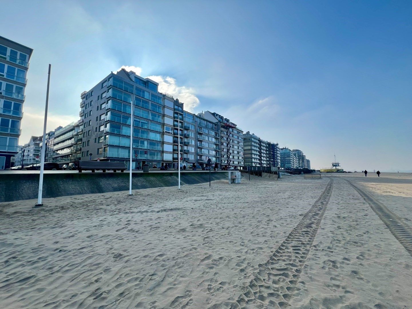Appartement met frontaal zeezicht op een toplocatie langs de Zeedijk van het Zoute. foto 12