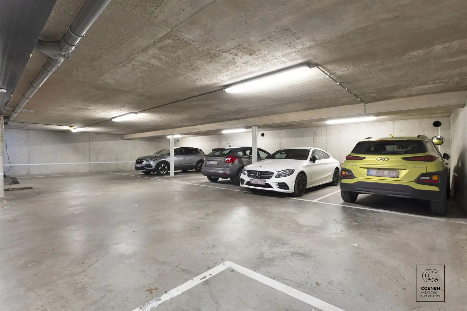 Instapklaar appartement met zonnig terras te Brecht! foto 15