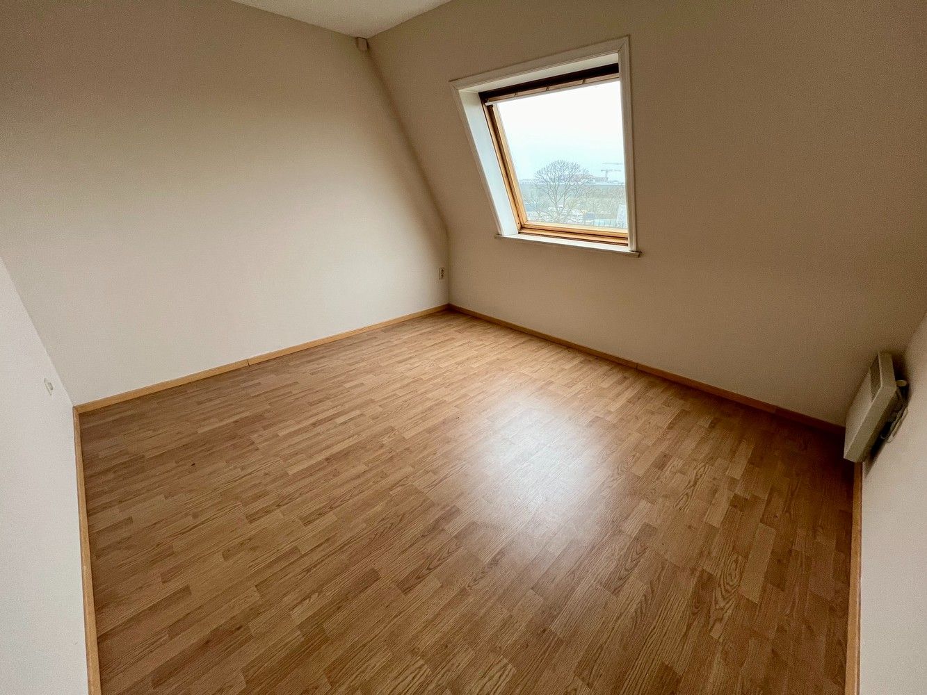 Ruim appartement met (hotel)diensten nabij Gent te koop! foto 5