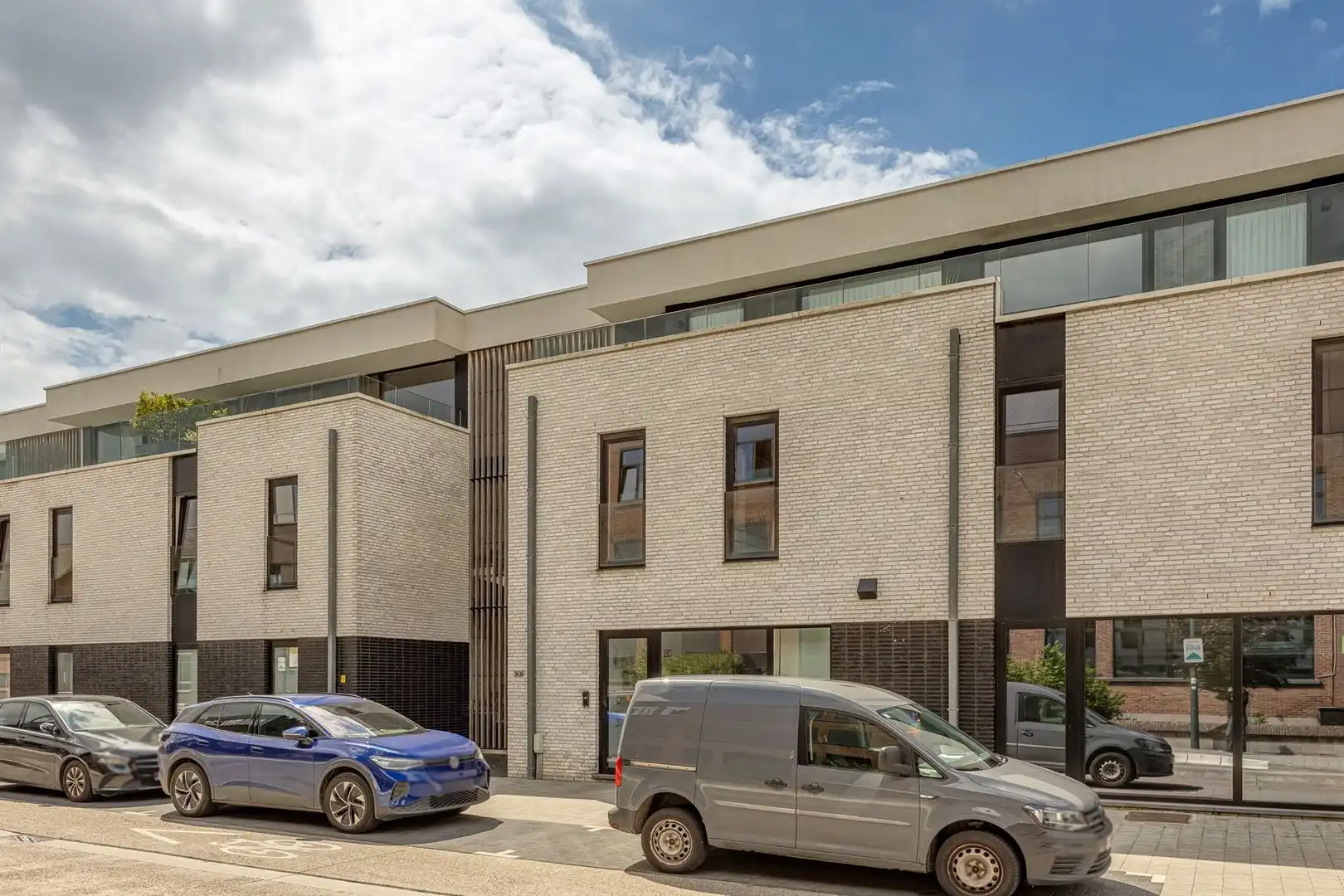 Comfortabel wonen in 2-slpk app. met ruim terras en parking! foto 21