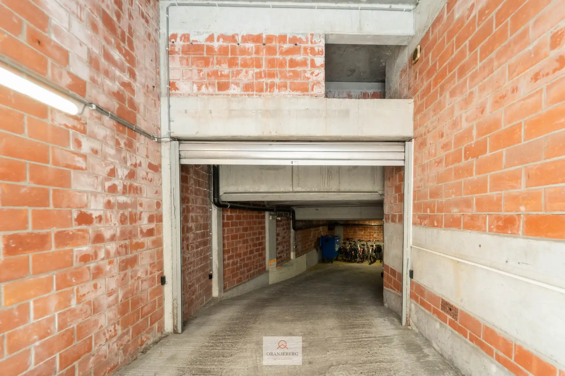 Studio + autostaanplaats te huur vlakbij Gent-Sint-Pietersstation foto 21