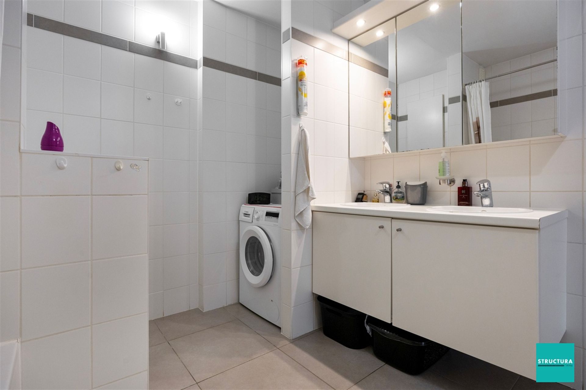 Instapklaar appartement met 2 kamers en zonneterras foto 8