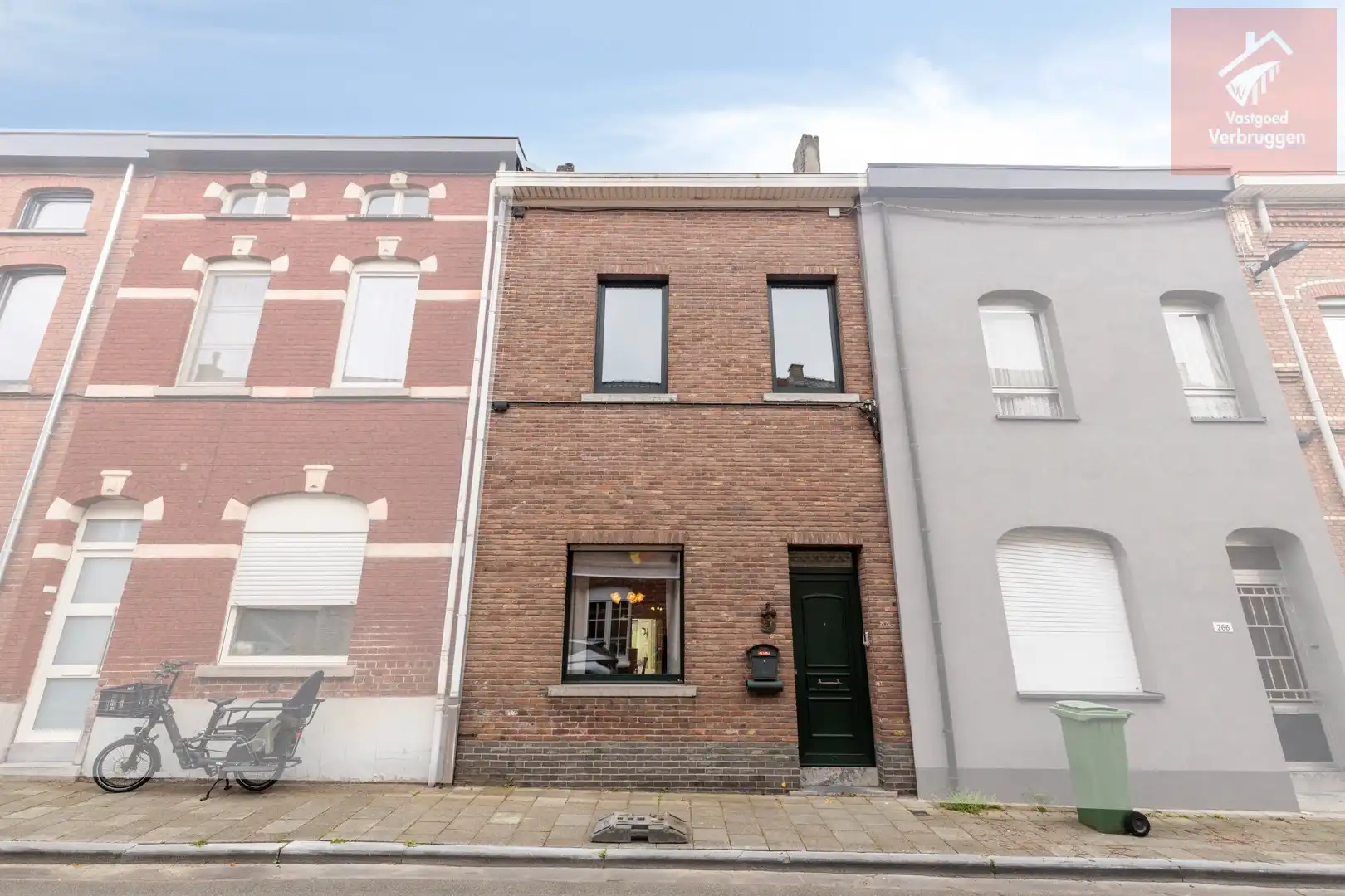 Hoofdfoto van de publicatie: Ruime gezinswoning met 4 slaapkamers en grote tuin