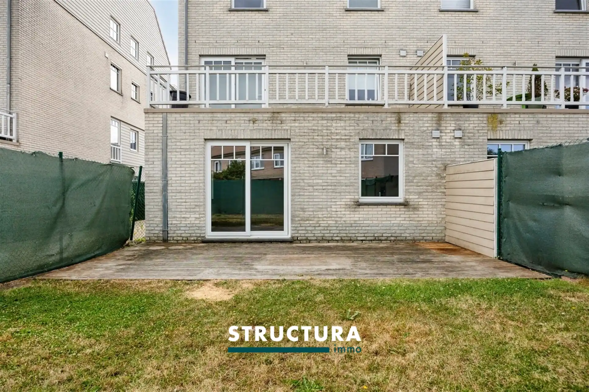 Gelijkvloers appartement met tuin nabij centrum foto 8
