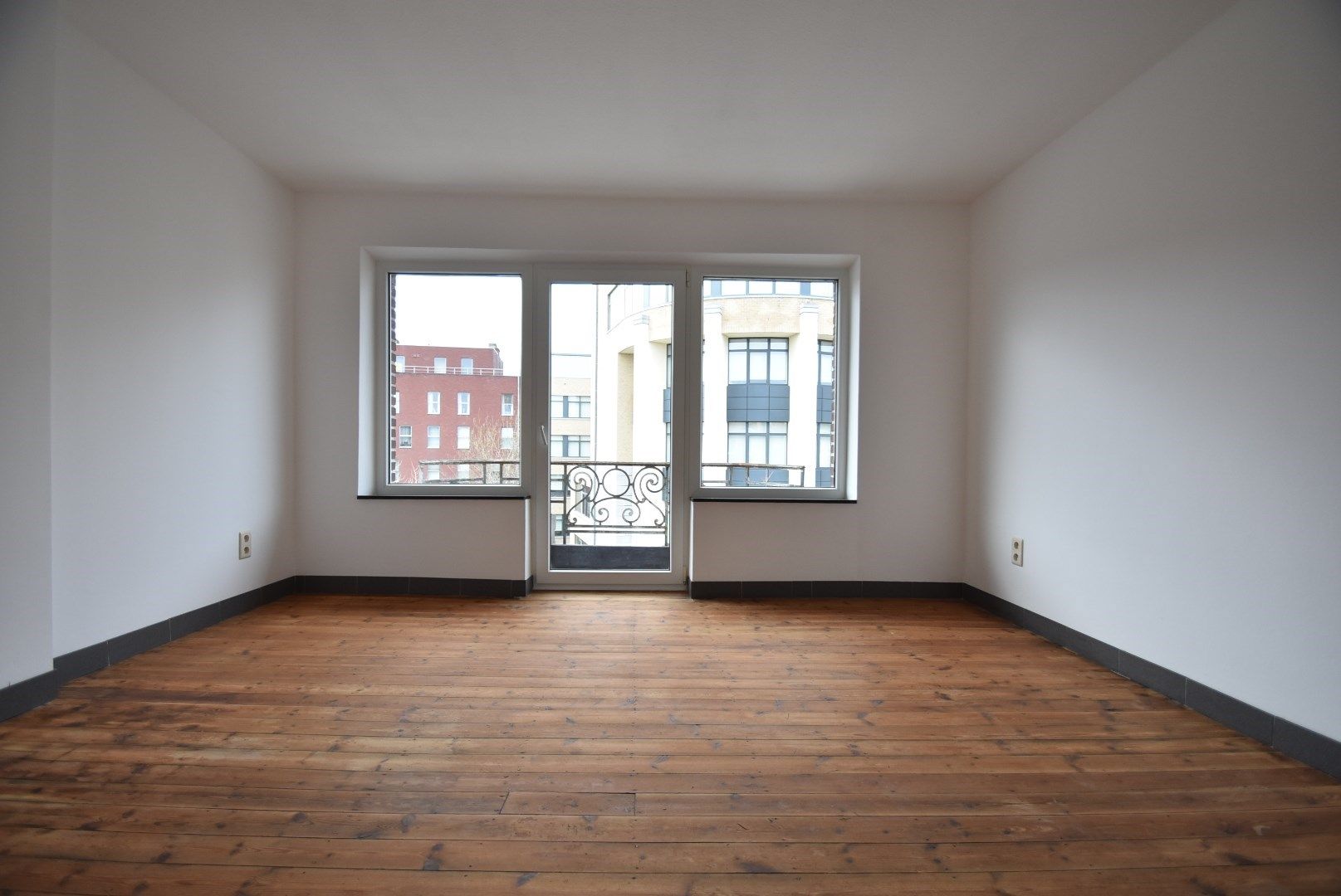 Netjes gerenoveerde duplex met twee slaapkamers en terras op mooie locatie in het centrum van Tongeren - GEEN BIJKOMENDE GEM. ONKOSTEN foto 19