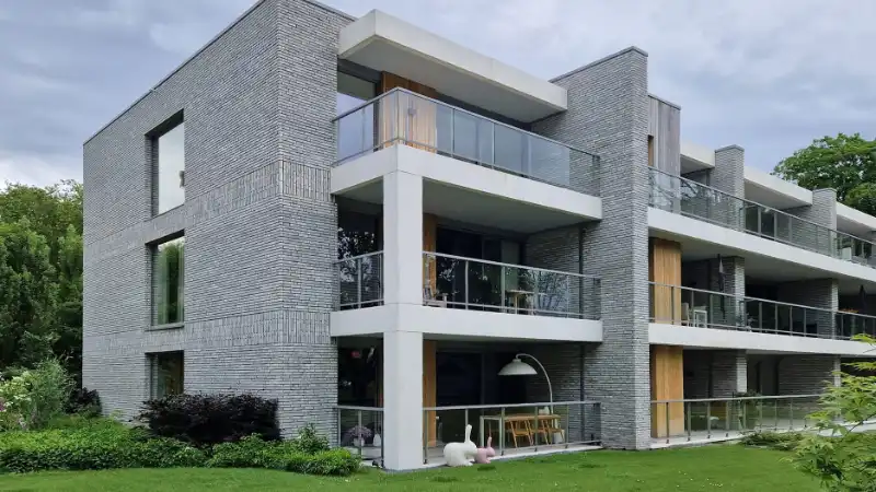 Instapklaar recent luxe appartement 130m² + terras 14m² in parkdomein Hof ter Beuken foto {{pictureIndex}}