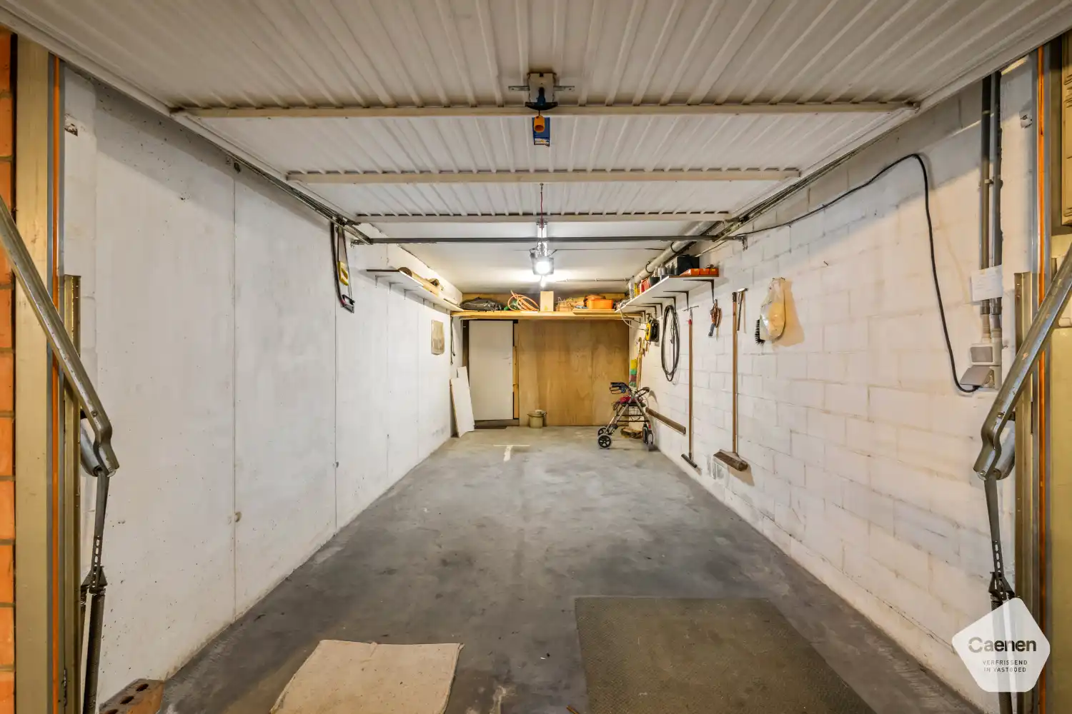 Eén slaapkamer appartement met twee ruime terrassen vlakbij het strand foto 19