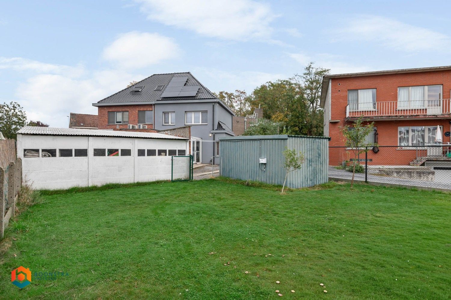 Instapklare woning met 3 slpkrs, garages en tuin te Weerde foto 9