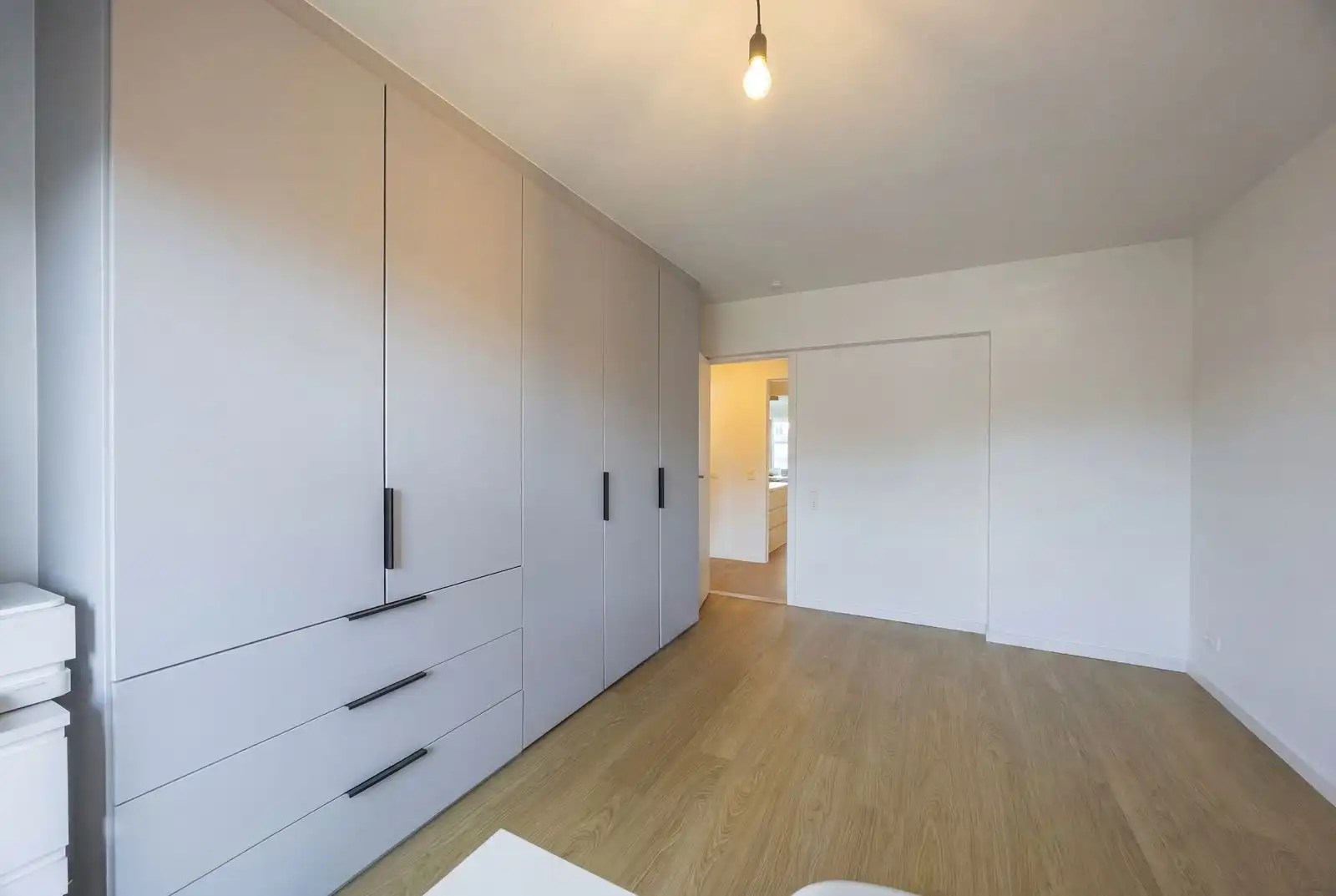 Subliem appartement met 2 slpk op topligging foto 11