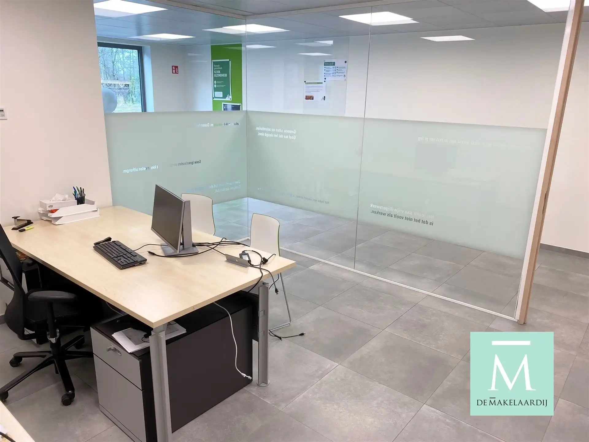 Uitstekend gelegen kantoor/handelspand in het centrum van St-Katelijne-Waver foto 7