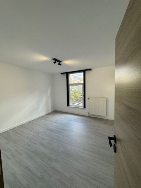 TE KOOP |  INSTAPKLARE WONING IN TOPSTAAT foto 6