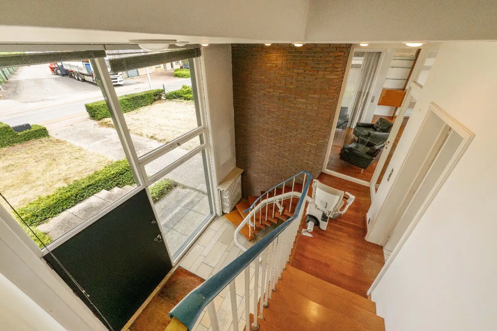 KARAKTERVOLLE ARCHITECTENWONING NABIJ CENTRUM MEULEBEKE foto 13